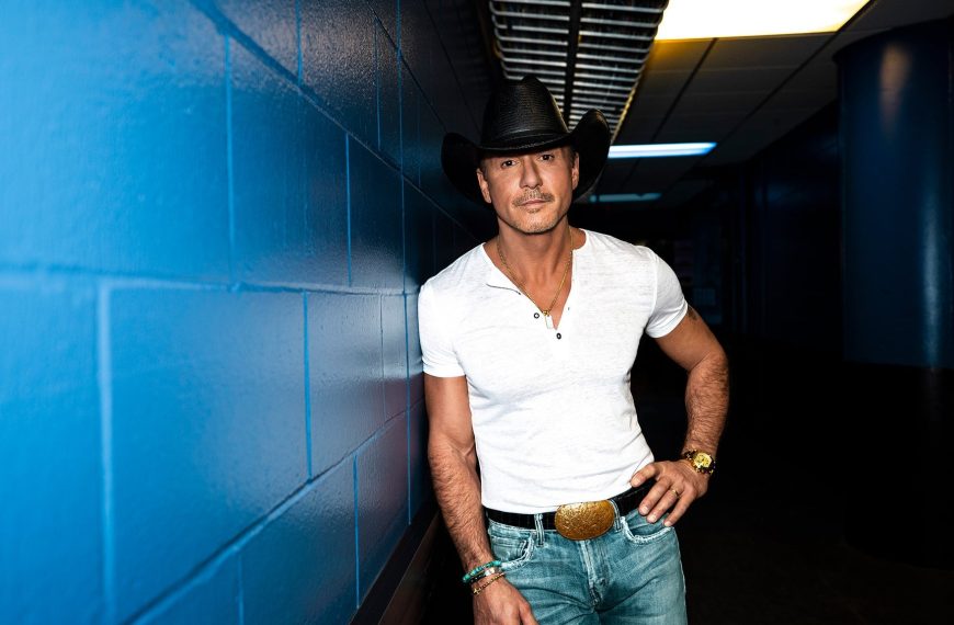 Tim McGraw & 49 Winchester - The Pavilion At Star Lake - 07070707 1818 2026202620262026